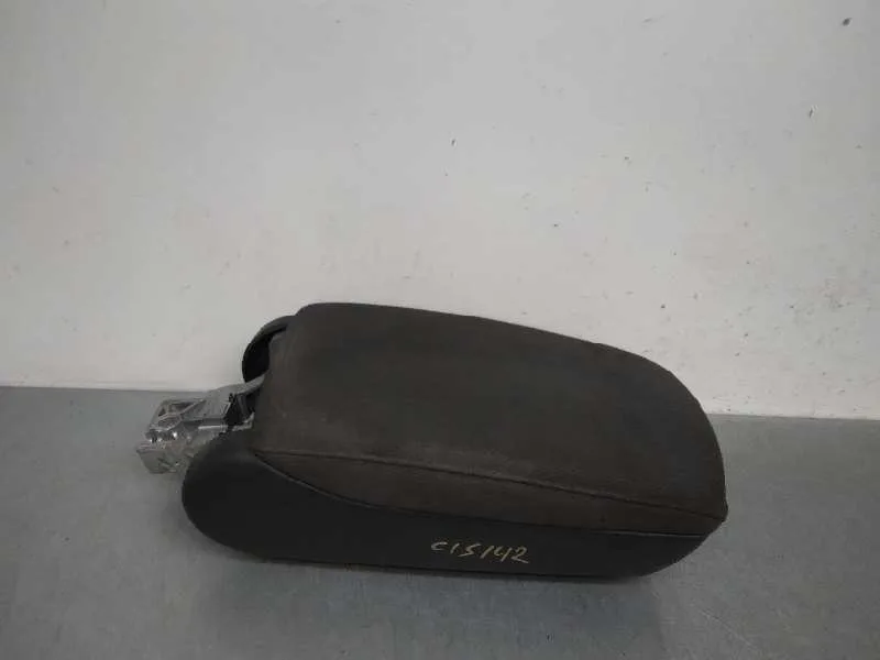 Apoyabrazos Central para Audi A6 Berlina (4F2)