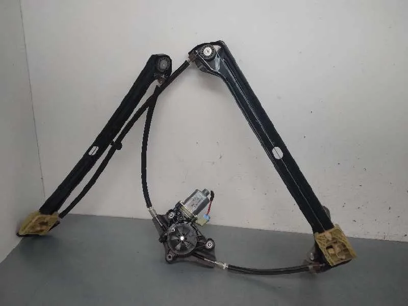 Elevalunas Delantero Derecho para Volkswagen Golf Vii Lim.