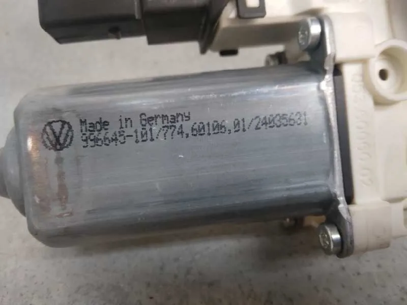 Motor Elevalunas Trasero Izquierdo para Skoda Octavia Berlina (1Z3)