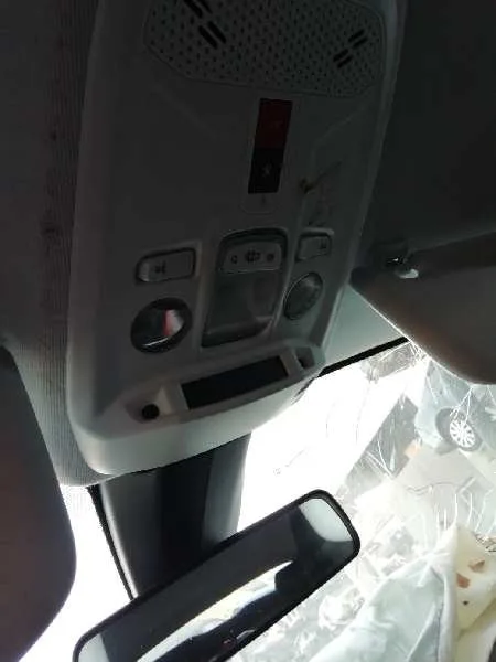 Luz Interior para Peugeot 208 (P2)