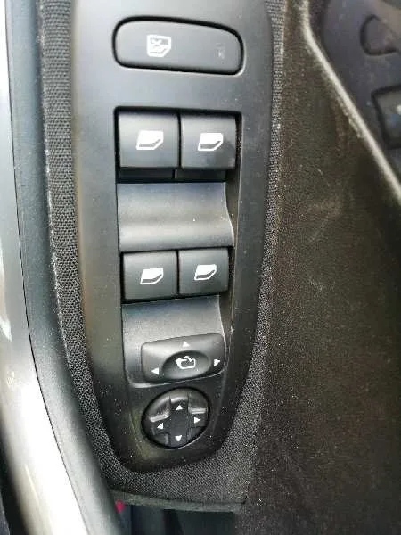 Mando Elevalunas Delantero Izquierdo para Peugeot 2008 (--.2013->)