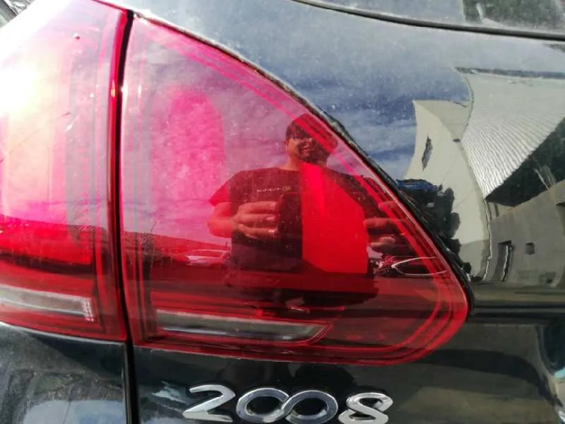 Piloto Trasero Izquierdo Interior para Peugeot 2008 (--.2013->)