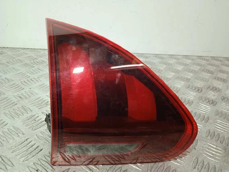 Piloto Trasero Izquierdo Interior para Peugeot 2008 (--.2013->)