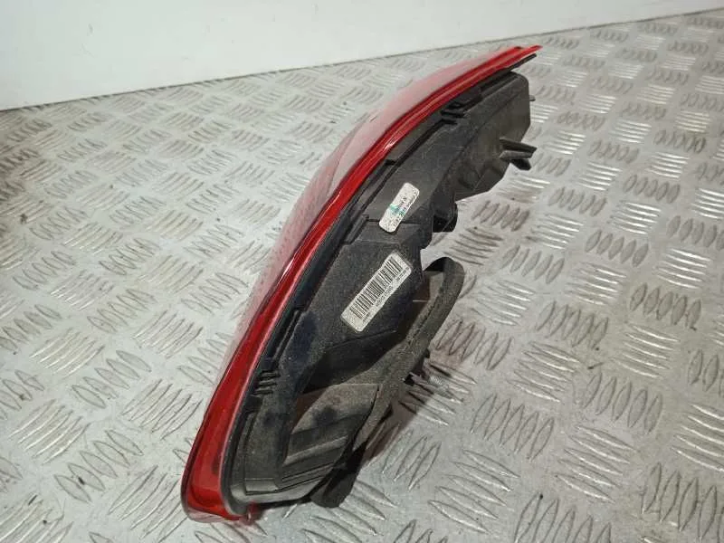 Piloto Trasero Izquierdo Interior para Peugeot 2008 (--.2013->)