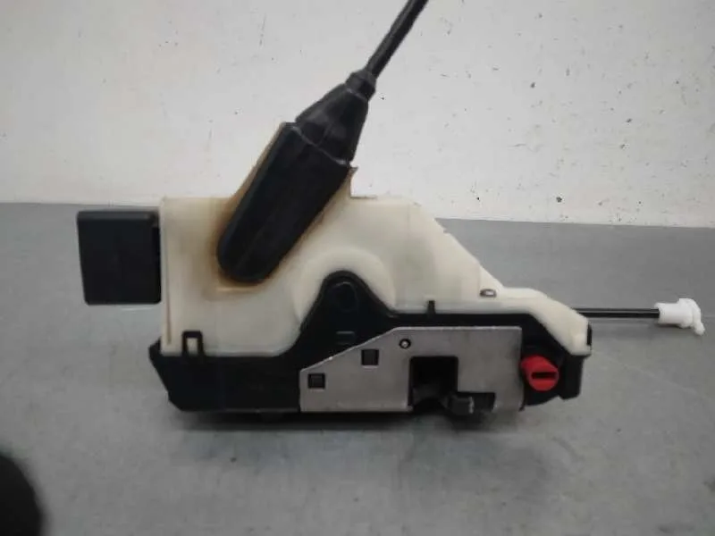 Cerradura Puerta Trasera Derecha para Peugeot 2008 (--.2013->)