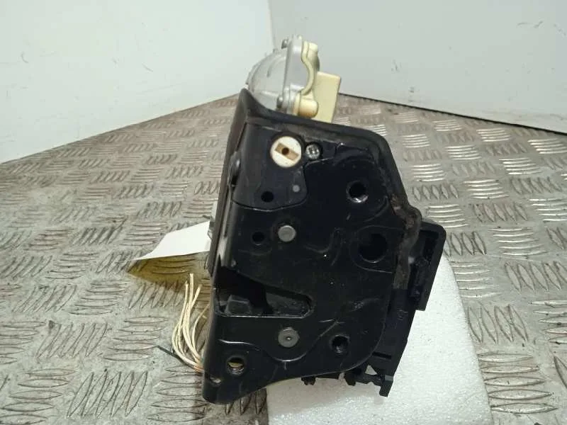 Cerradura Puerta Trasera Derecha para Volkswagen Passat Variant (3C5)