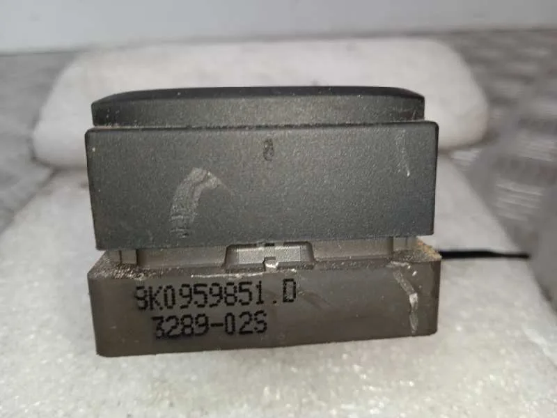 Mando Elevalunas Delantero Izquierdo para Audi A5 Sportback (8T)