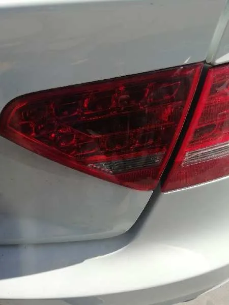 Piloto Trasero Derecho Interior para Audi A5 Sportback (8T)