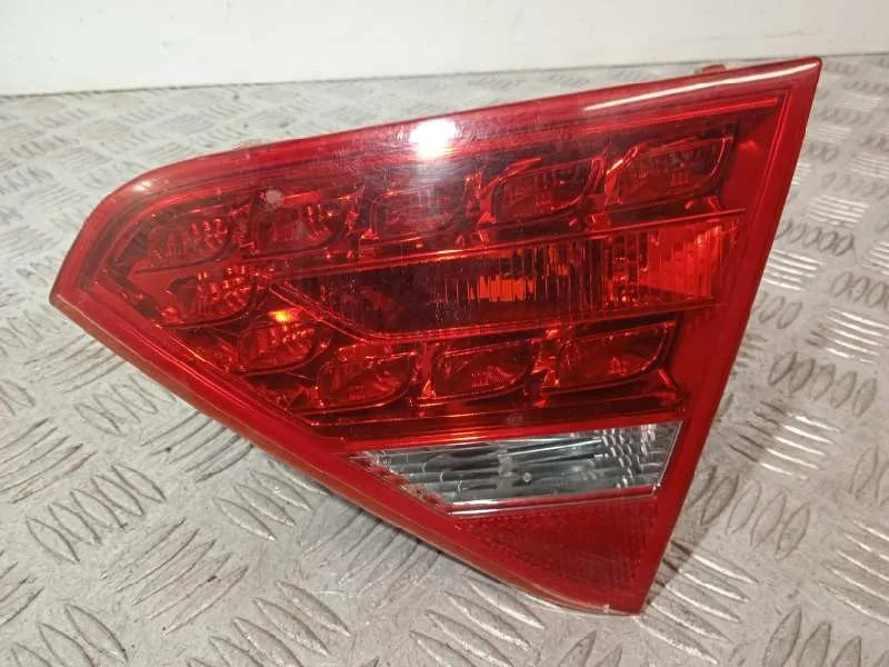 Piloto Trasero Derecho Interior para Audi A5 Sportback (8T)