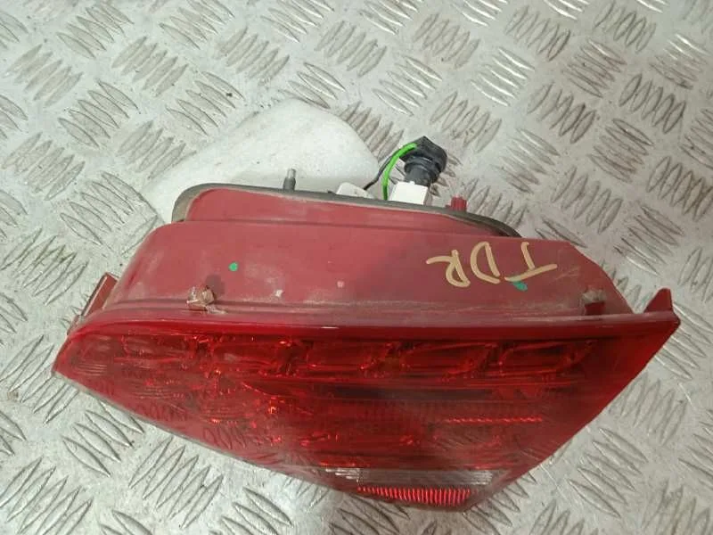 Piloto Trasero Derecho Interior para Audi A5 Sportback (8T)
