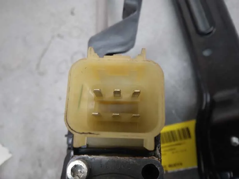 Elevalunas Trasero Izquierdo para Ford Mondeo Lim.