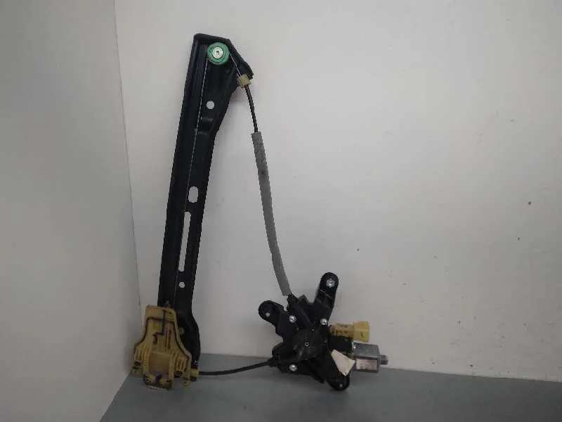 Elevalunas Trasero Izquierdo para Ford Mondeo Lim.