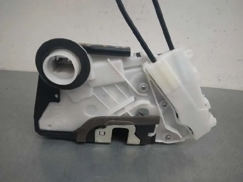 Cerradura Puerta Delantera Izquierda para Toyota Yaris