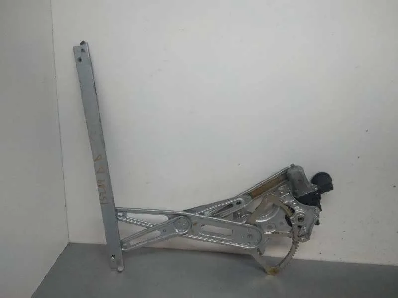 Elevalunas Delantero Derecho para Toyota Yaris