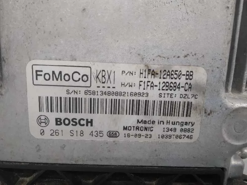 Centralita Motor Uce para Ford Focus Lim.