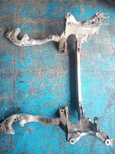 Puente Delantero para Audi A5 Sportback (8T)