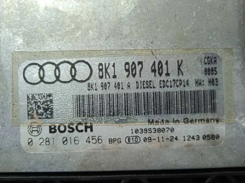 Centralita Motor Uce para Audi A5 Sportback (8T)