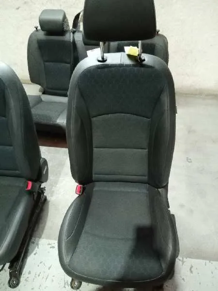 Juego Asientos Completo para Ssangyong Tivoli
