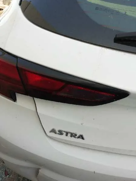 Piloto Trasero Izquierdo Interior para Opel Astra K Lim. 5Türig