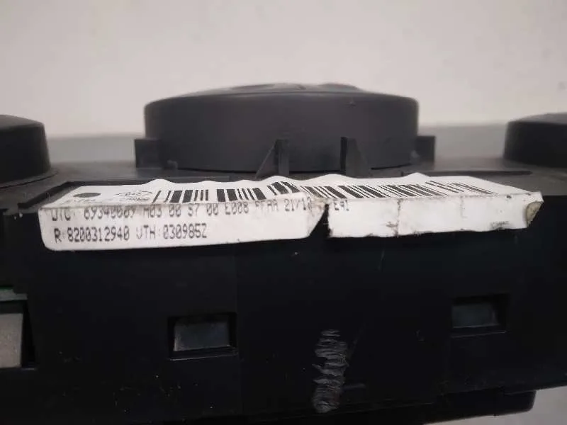 Mando Climatizador para Renault Megane Ii Berlina 5P
