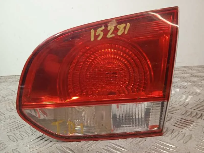Piloto Trasero Derecho Interior para Volkswagen Golf Vi (5K1)