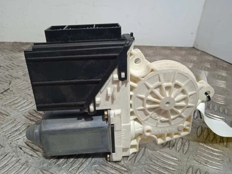 Motor Elevalunas Delantero Derecho para Seat Ibiza (6L1)