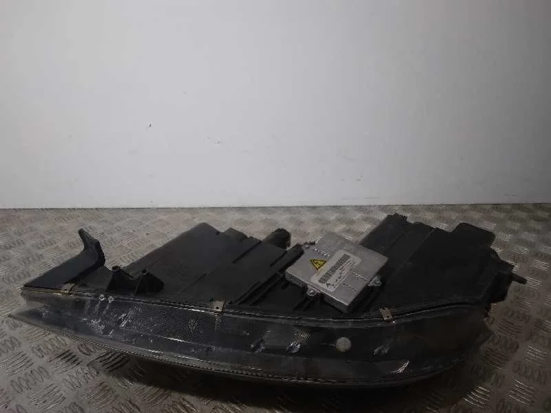 Faro Derecho para Mazda 6 Berlina (Gg)