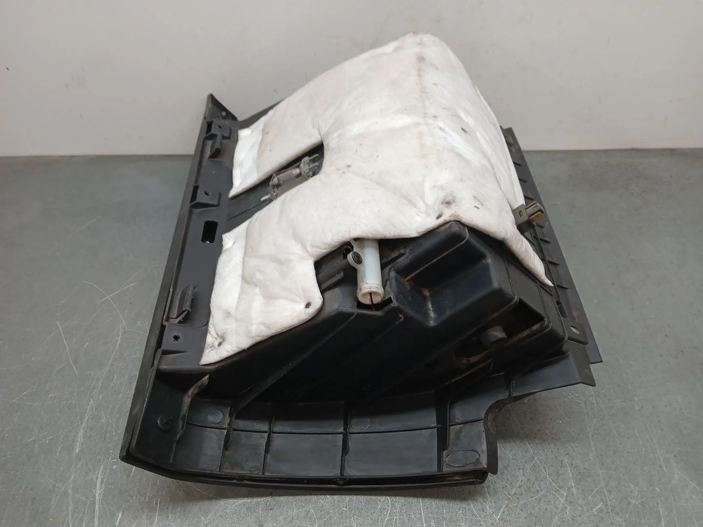 Guantera para Opel Antara