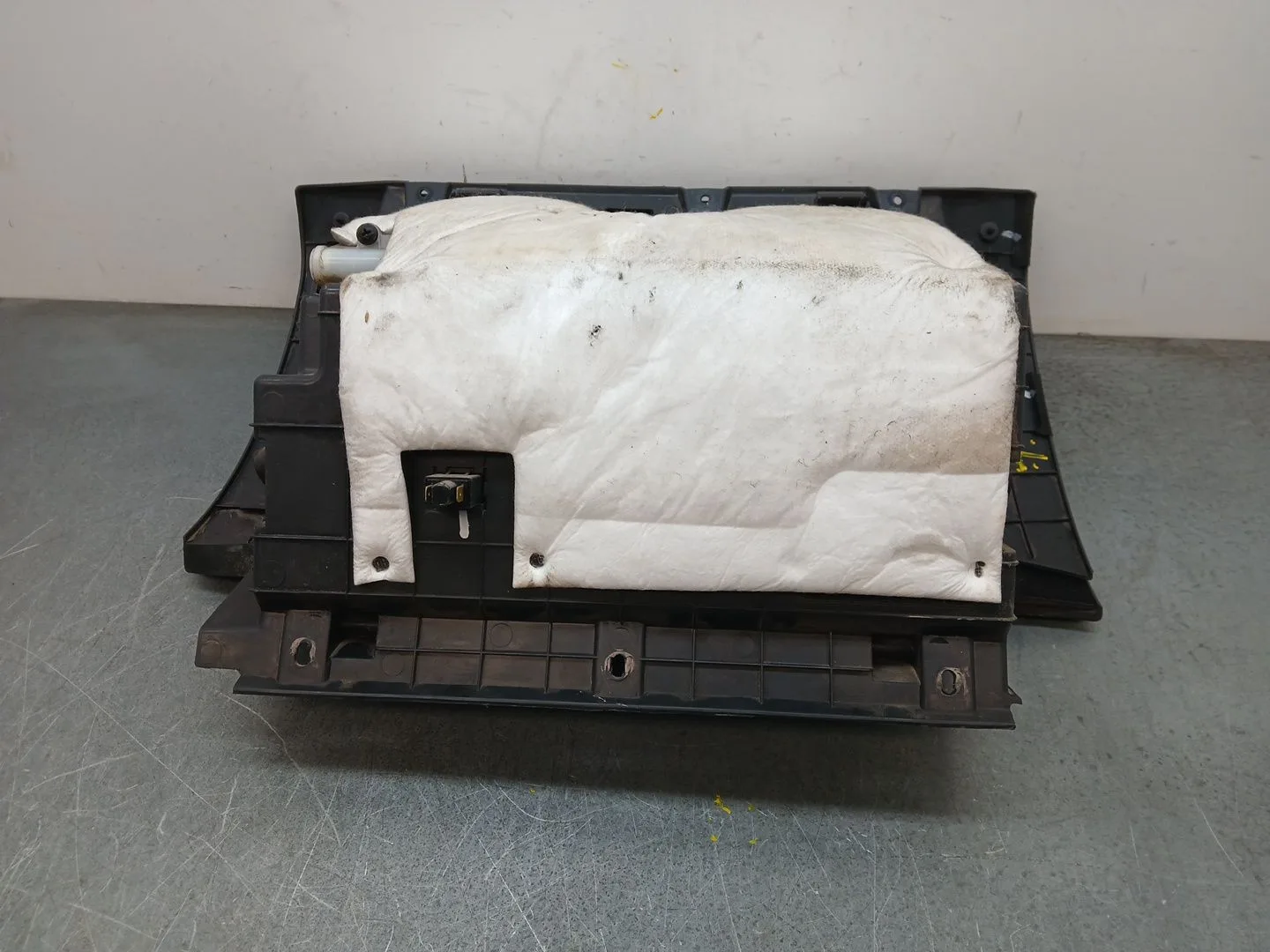 Guantera para Opel Antara