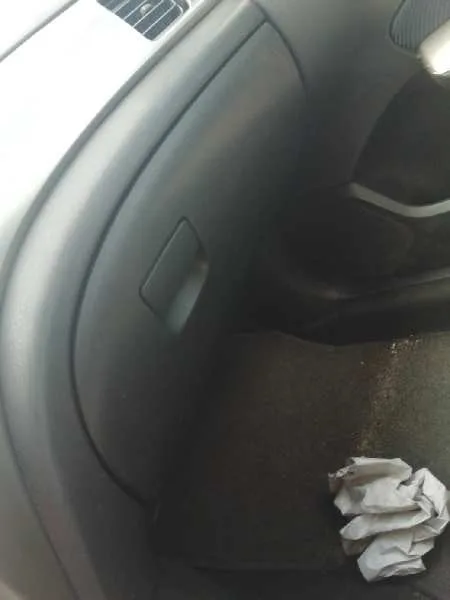 Guantera para Subaru Forester S12