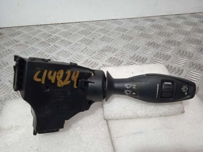 Mando Limpia para Ford Tourneo Courier (C4A)