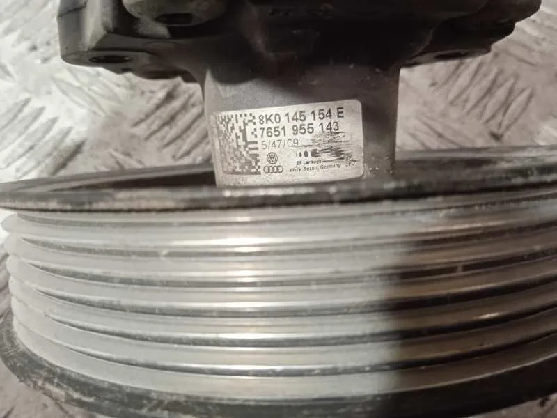 Bomba Direccion para Audi A5 Sportback (8T)