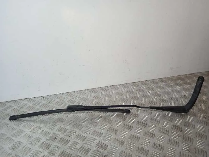 Brazo Limpia Delantero Derecho para Audi A5 Sportback (8T)