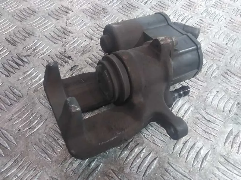 Pinza Freno Trasera Derecha para Audi A6 Berlina (4F2)