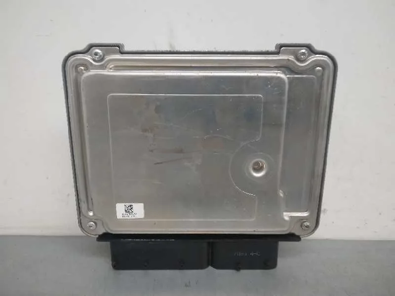 Centralita Motor Uce para Skoda Superb Combi (3T5)