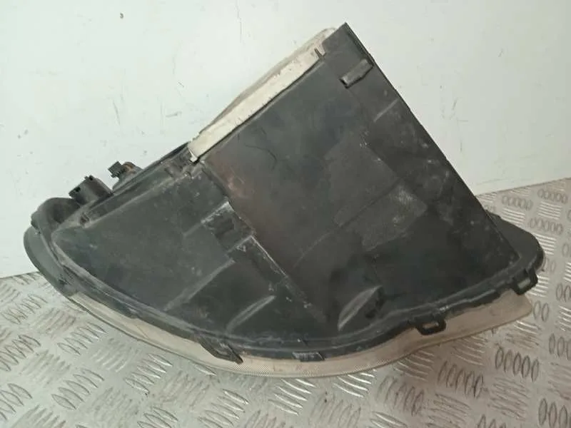 Faro Izquierdo para Chrysler Voyager (Rg)