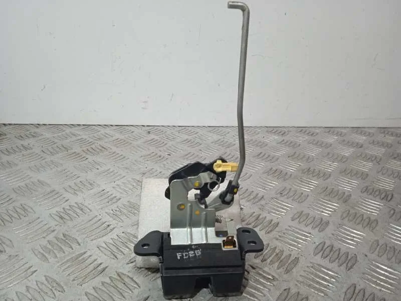 Cerradura Maletero / Porton para Hyundai I20