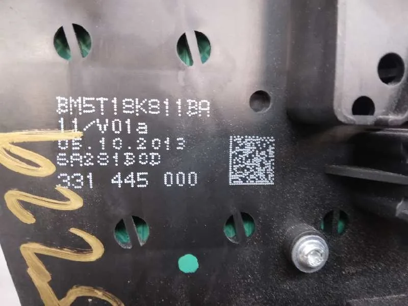 Sistema Audio / Radio Cd para Ford Focus Lim. (Cb8)