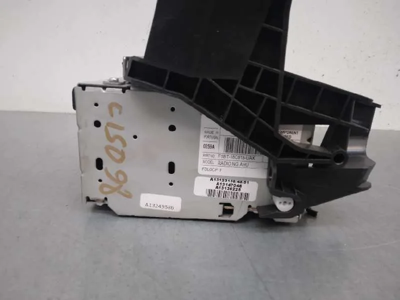 Sistema Audio / Radio Cd para Ford Focus Lim.