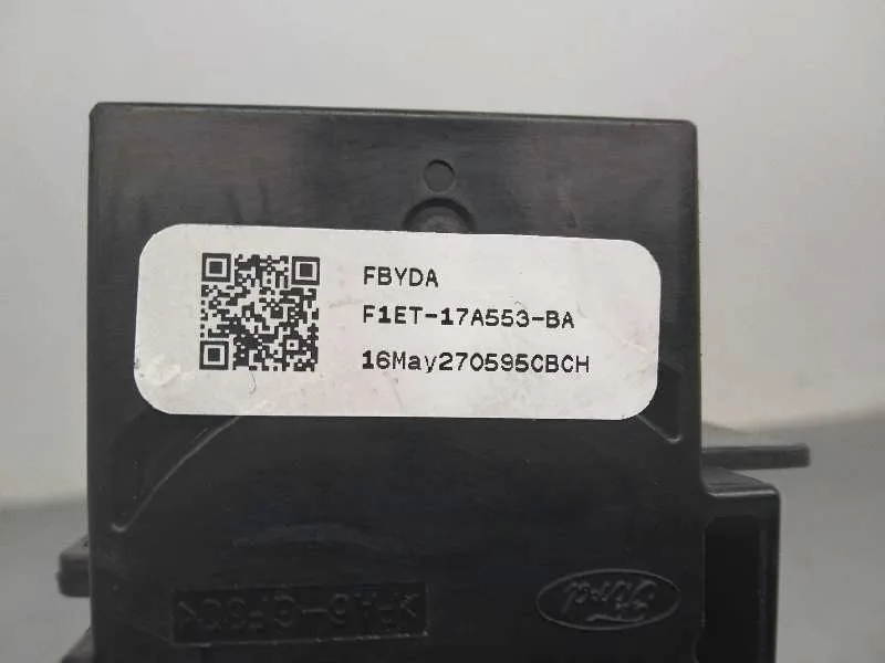 Mando Limpia para Ford Focus Lim.