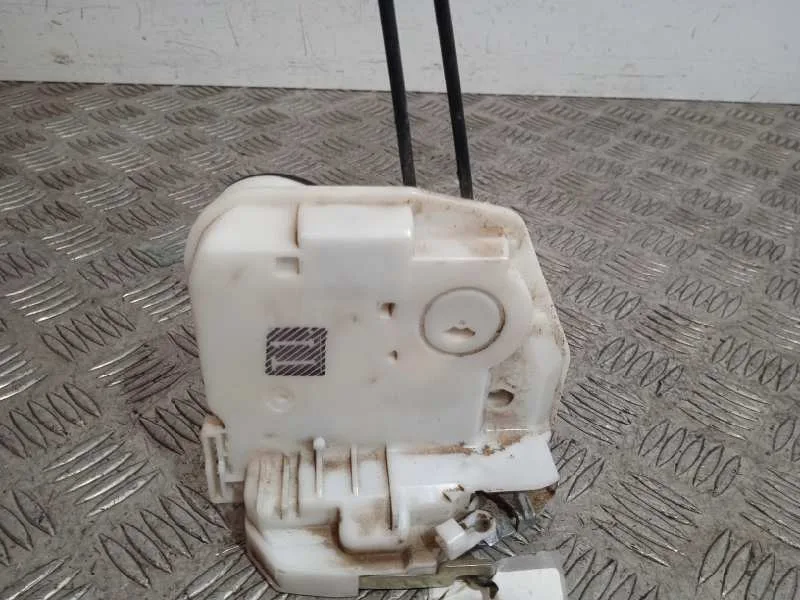 Cerradura Puerta Trasera Derecha para Mitsubishi Asx (Ga0W)