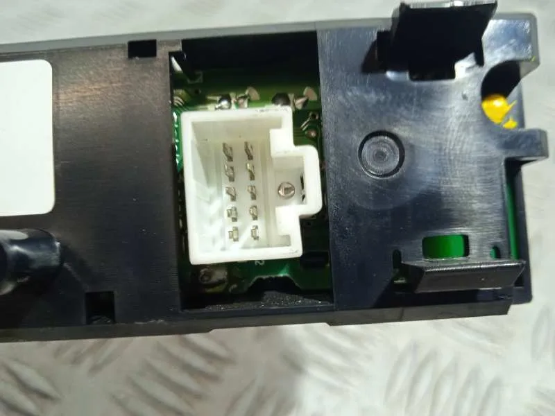 Display para Mazda 6 Berlina (Gg)