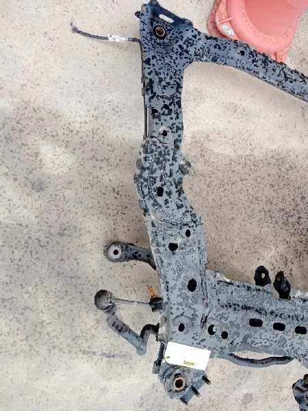 Puente Delantero para Mazda 6 Lim. (Gh)
