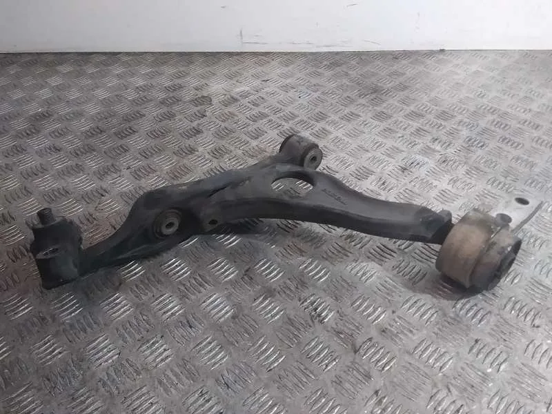 Brazo Suspension Inferior Delantero Derecho para Mazda 6 Lim. (Gh)