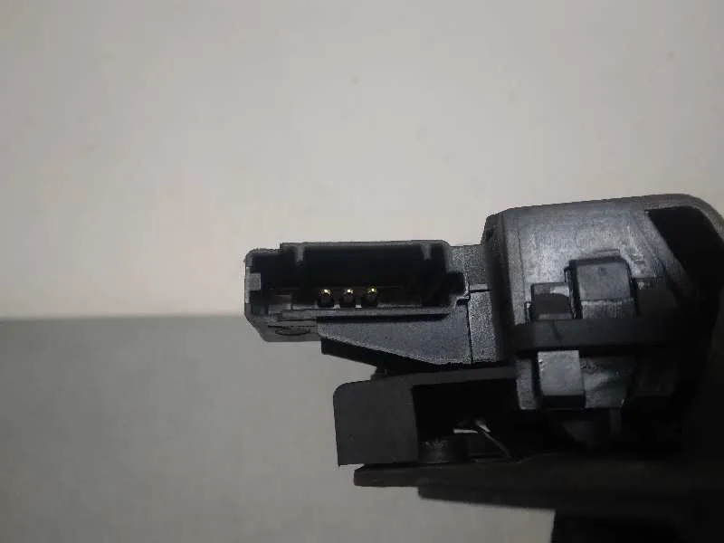 Cerradura Maletero / Porton para Opel Astra J Lim.