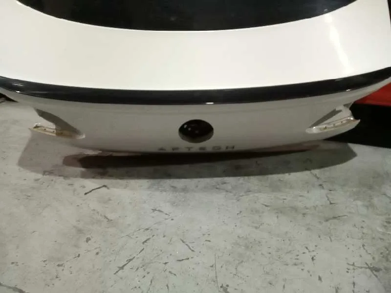 Porton Trasero para Volkswagen Arteon (3H8)