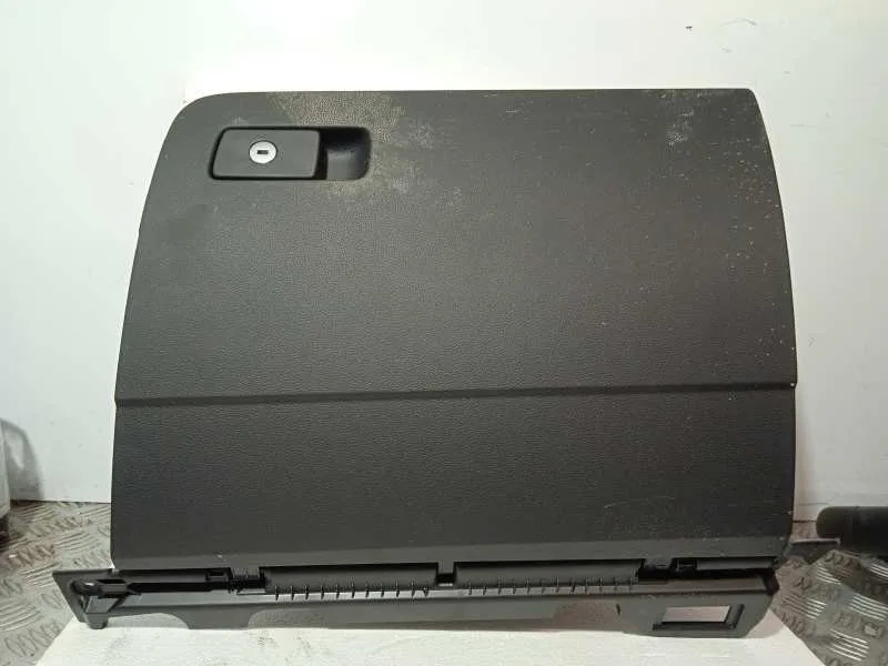 Guantera para Volkswagen Arteon (3H8)
