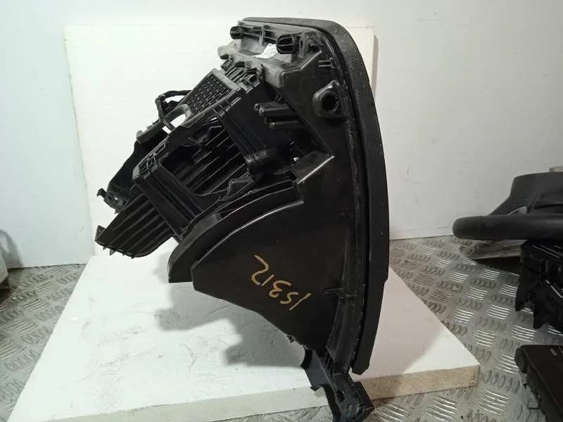 Guantera para Volkswagen Arteon (3H8)