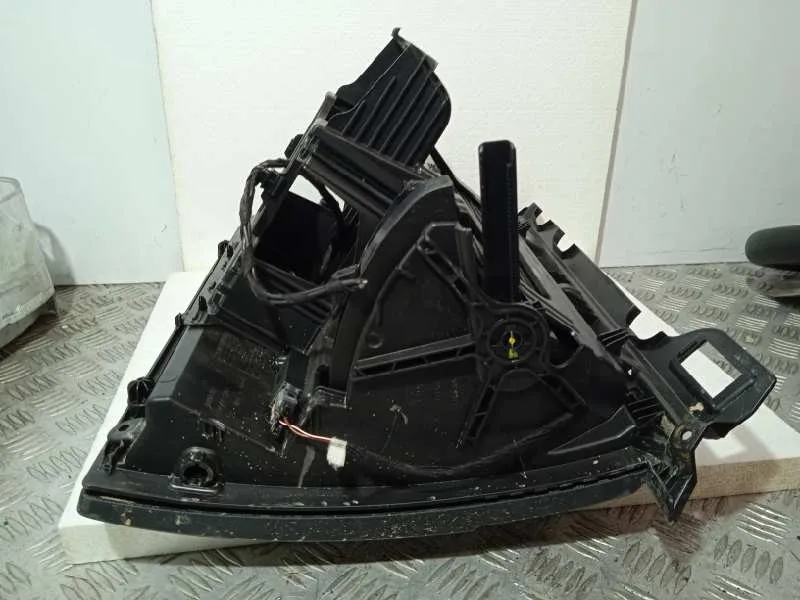 Guantera para Volkswagen Arteon (3H8)