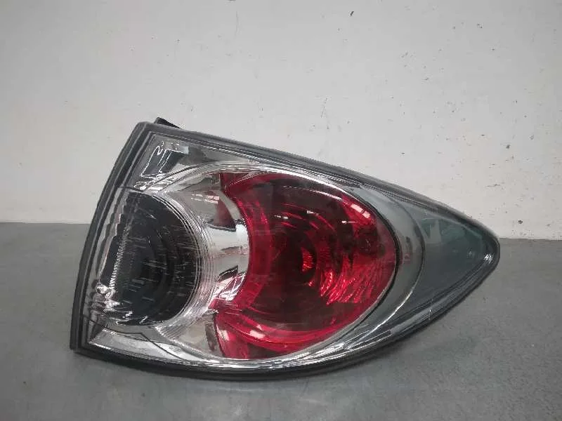 Piloto Trasero Derecho para Mazda 6 Monovolumen (Gy)